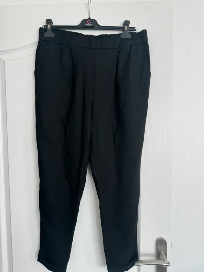 Joli pantalon noir