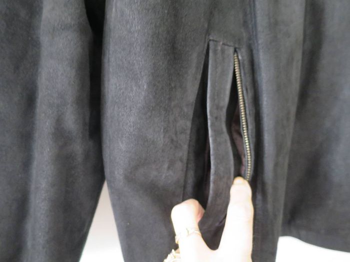 Veste Noire - photo numéro 2