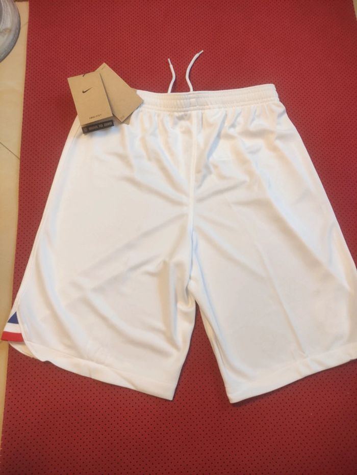 Short de foot France, Nike Authentique Officiel taille Adulte Homme S, Neuf - photo numéro 9