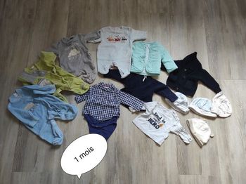 Lot vêtements hiver 1 mois