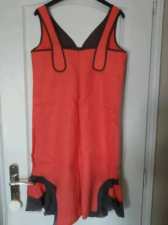 Magnifique robe originale corail - photo numéro 2