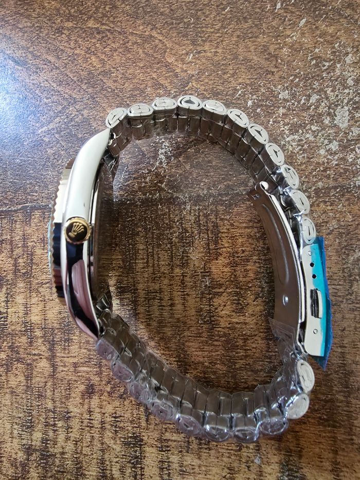 Montre pour homme - photo numéro 3