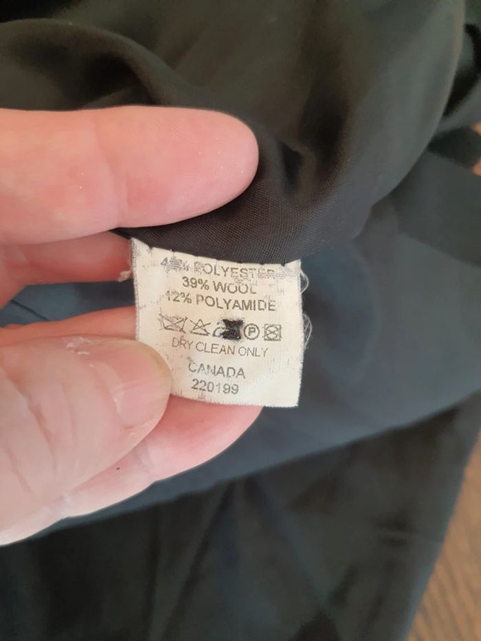Jolie Pardessus noir Miēl taille 42 made Canada - photo numéro 17
