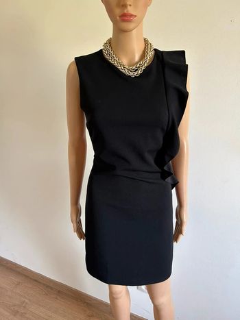 Robe noire sans manches avec volant Morgan taille 36 jamais portée