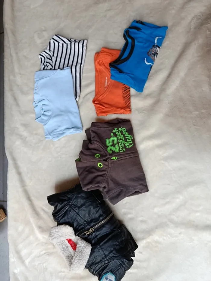 Lot vêtements bébé garçon - photo numéro 4
