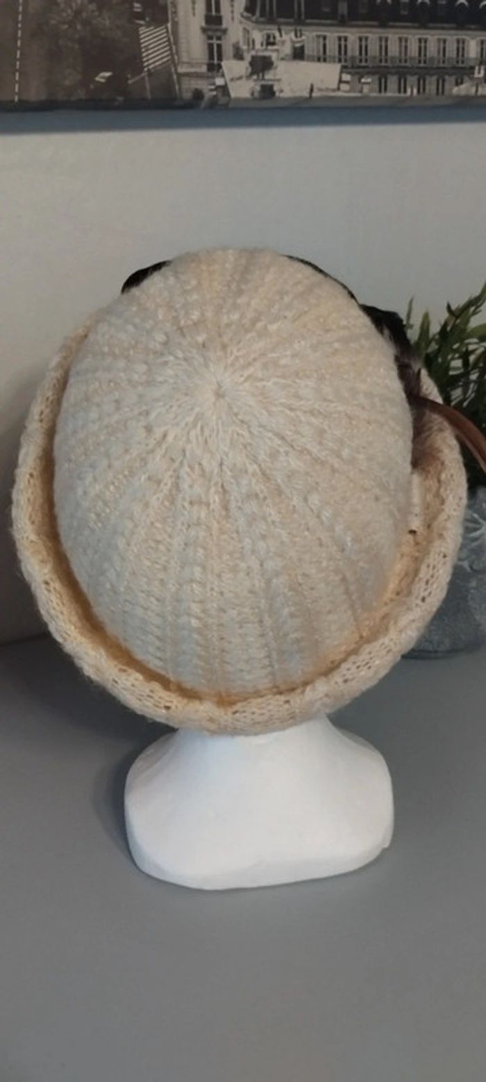 Chapeau vintage orné de plumes - photo numéro 4