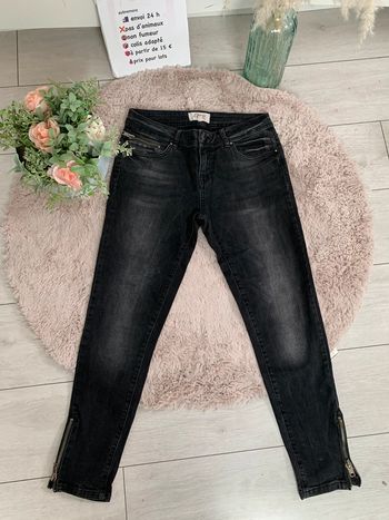 Jean fermeture éclair aux chevilles