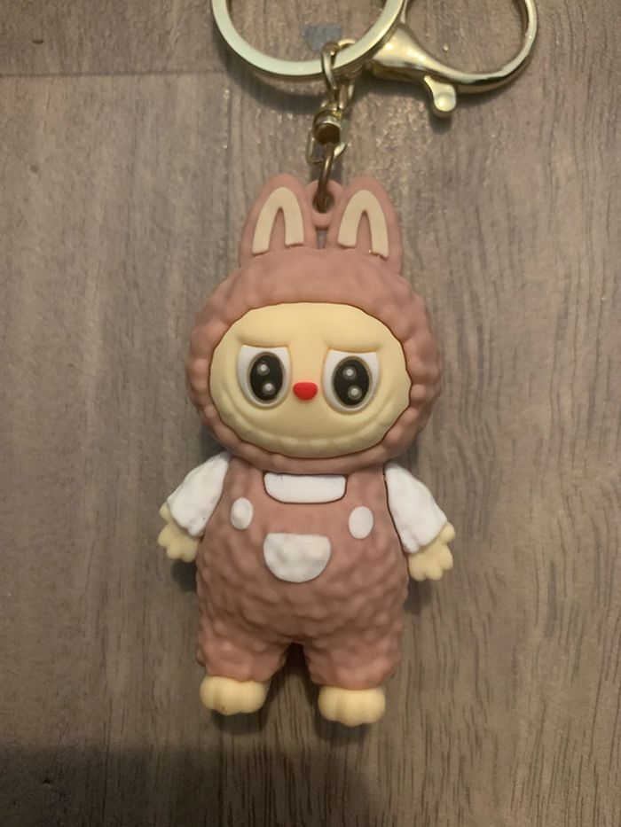 Porte clé Labubu neuf - photo numéro 2