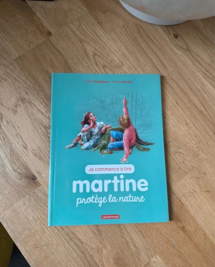 Livre Je commence à lire Martine protège la nature