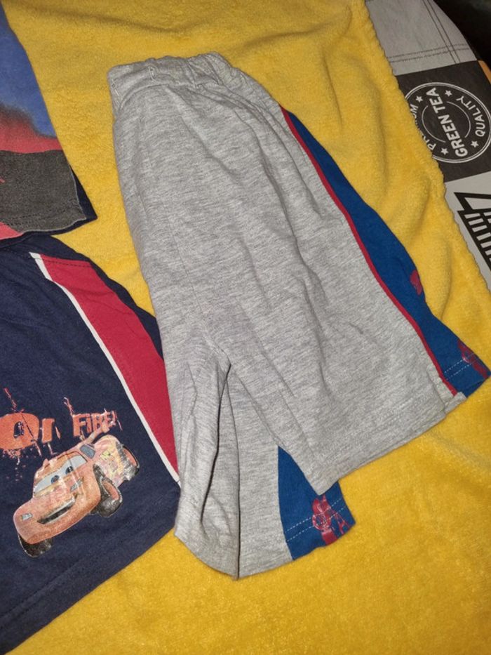 Tee shirt et short cars - photo numéro 4