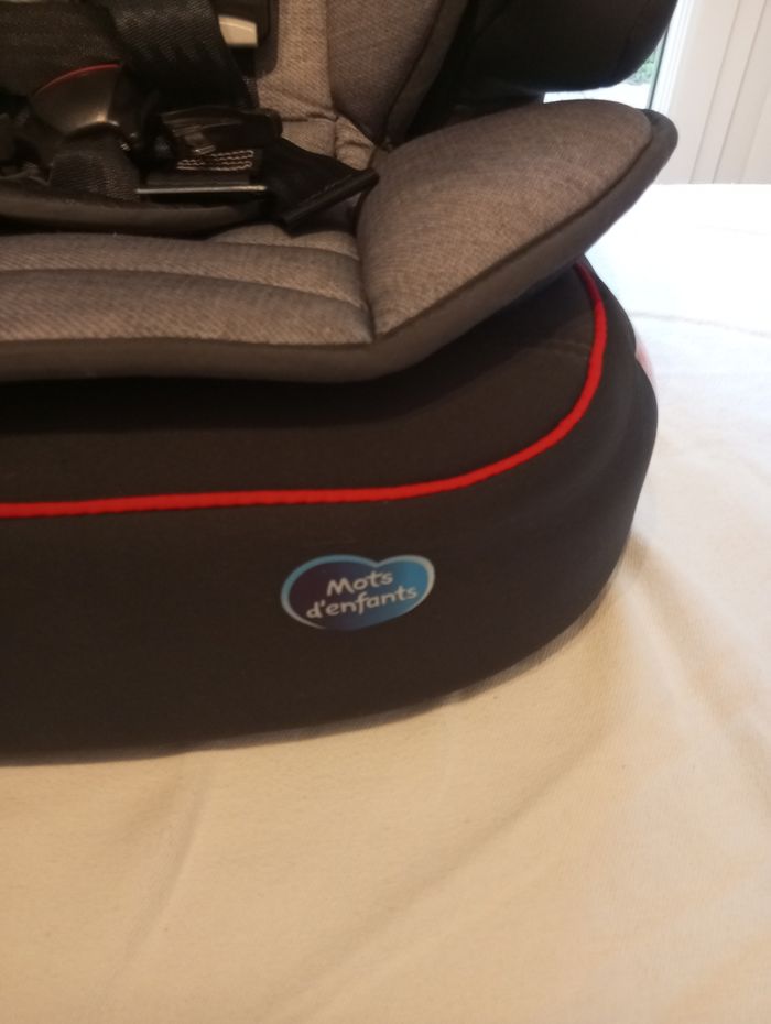 Rehausseur auto enfant 9kg à 36kg - photo numéro 2