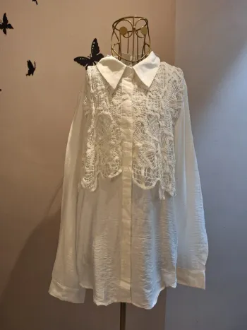 Chemise blanche & dentelle