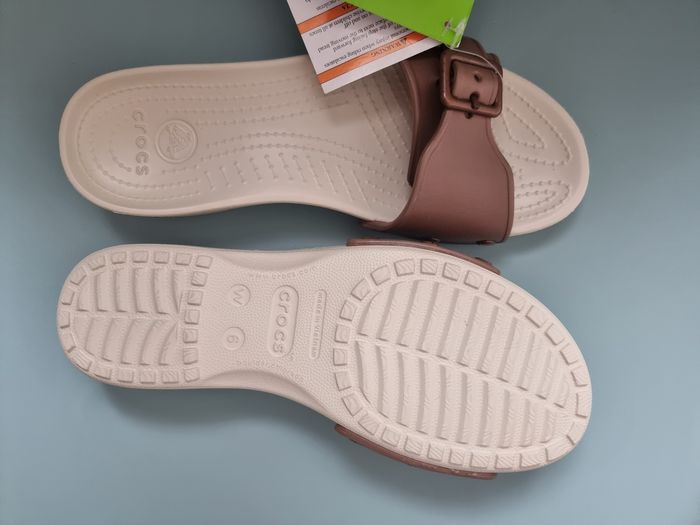 Crocs w6 taille 36 37 - photo numéro 2