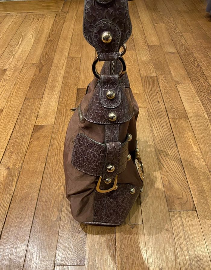 Beau sac vintage Y2K Guess très peu porté - photo numéro 4