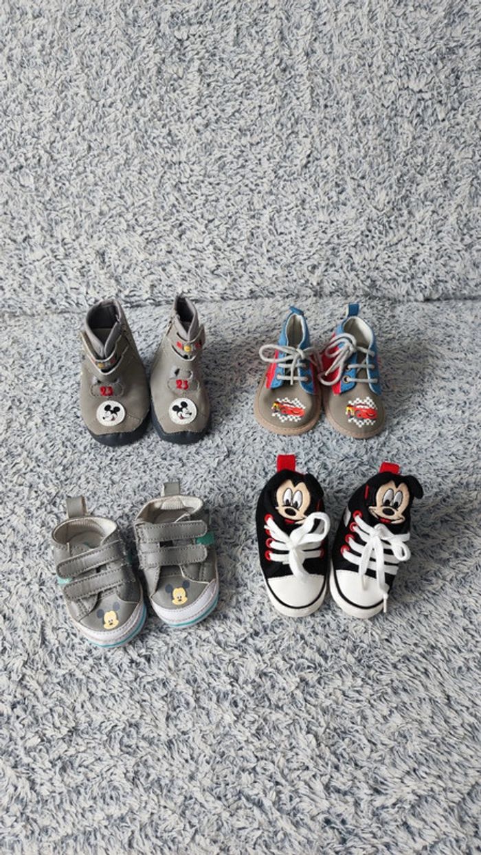 Lot Chaussures 3/6 mois