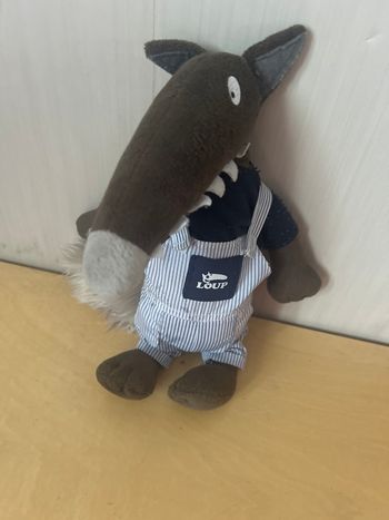Loup peluche 