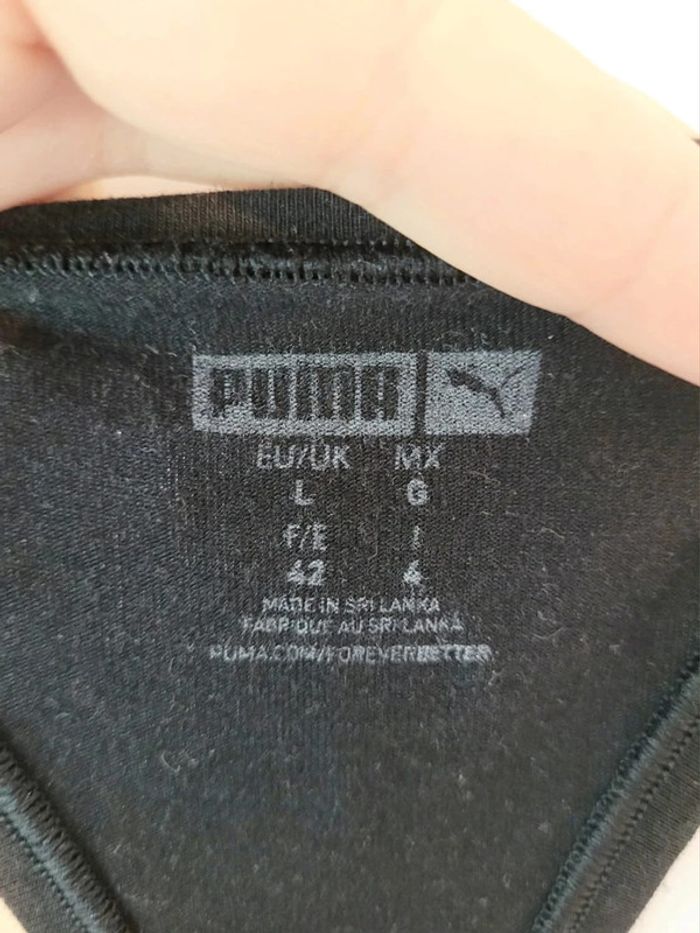 Jolie brassière sport Puma taille L (38-40) - photo numéro 3
