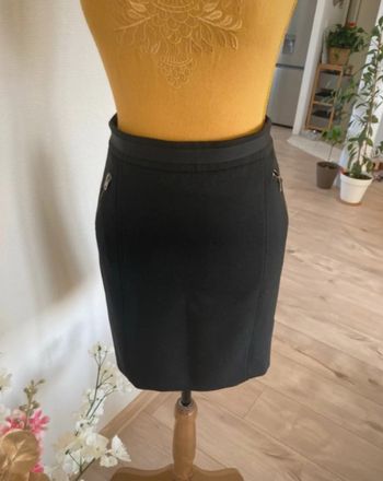 Jupe noire T 34 Naf Naf neuve
