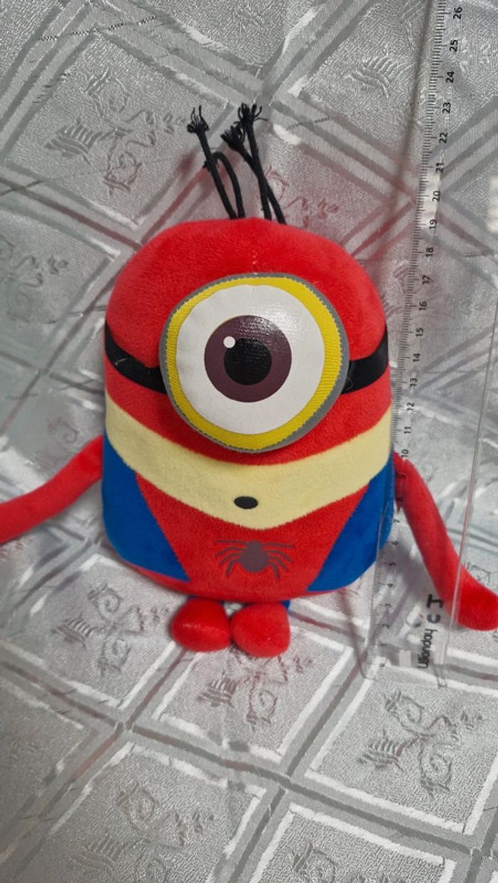 Peleuche Mignon rouge