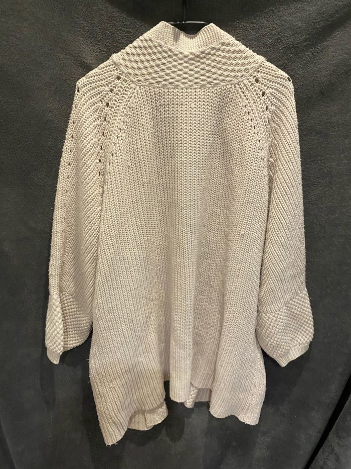 Gilet long tricoté beige KIABI - Taille M (38-40) - photo numéro 3