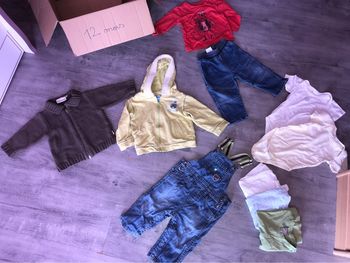 Lot 12 mois habits bébé