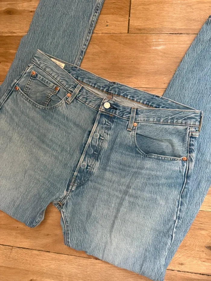 Jean Levi’s 501 Homme – Bleu clair – Très bon état - photo numéro 4