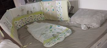 Tour de lit gigoteuse 