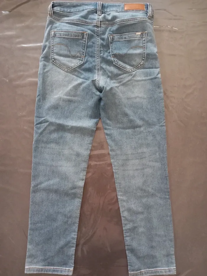 Jean élastique Creeks taille 38 très bon état - photo numéro 3