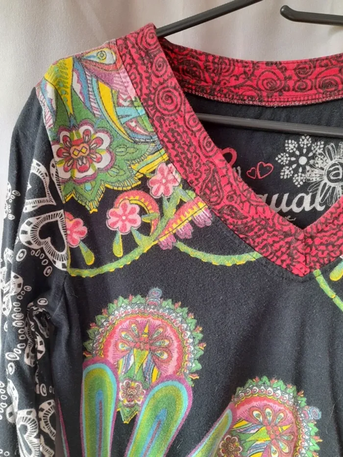T shirt desigual taille M - photo numéro 2