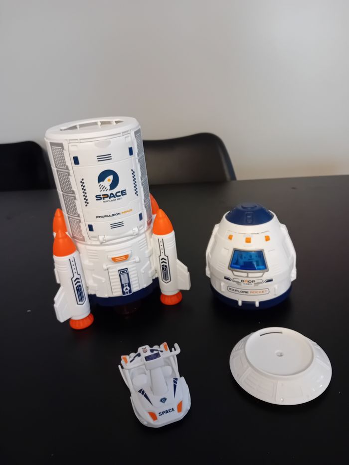 Fusée 🚀 - photo numéro 3