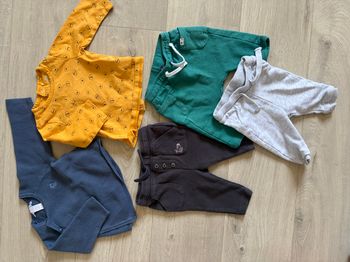 Lot de vêtements taille 3 mois