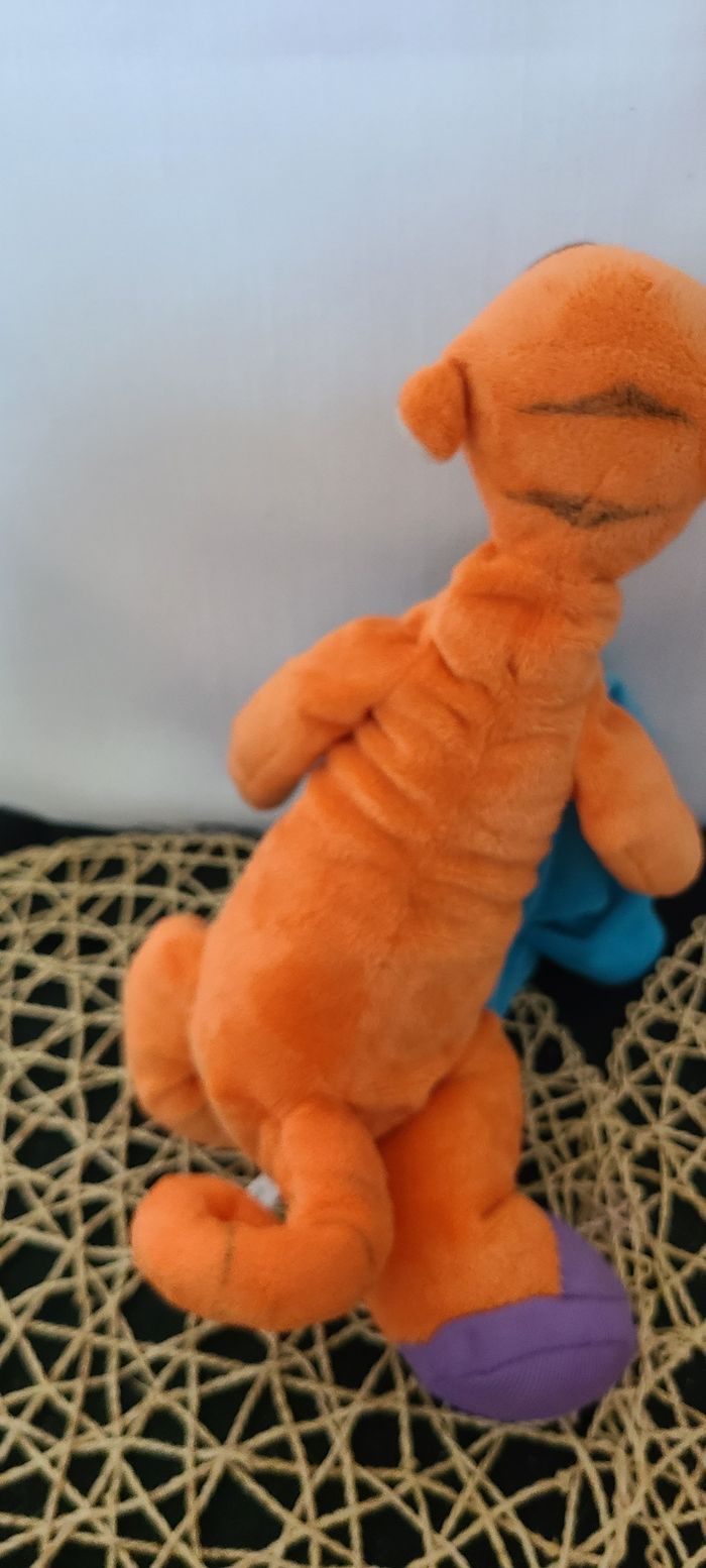 DOUDOU PELUCHE TIGROU DISNEY NICOTOY PEIGNOIR BULLES SAVON - photo numéro 5