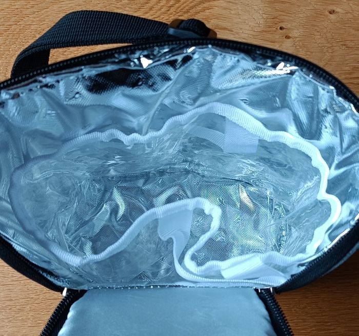 Petit Sac/Petite Sacoche Isotherme Grise Lifevitee - photo numéro 4