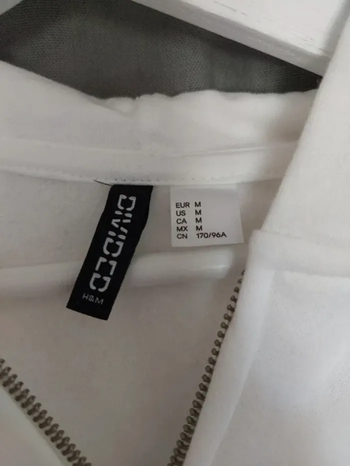 gilet blanc court - H&M - Très peu porté - Taille M - photo numéro 2