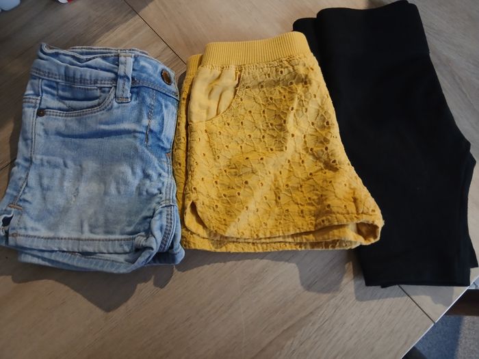 Lot de shorts fille 3ans