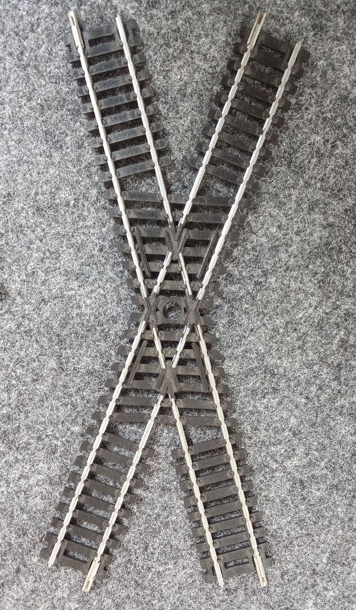 Lot de 17 rails en métal pour train électrique, courbe, droite, croisement - photo numéro 4