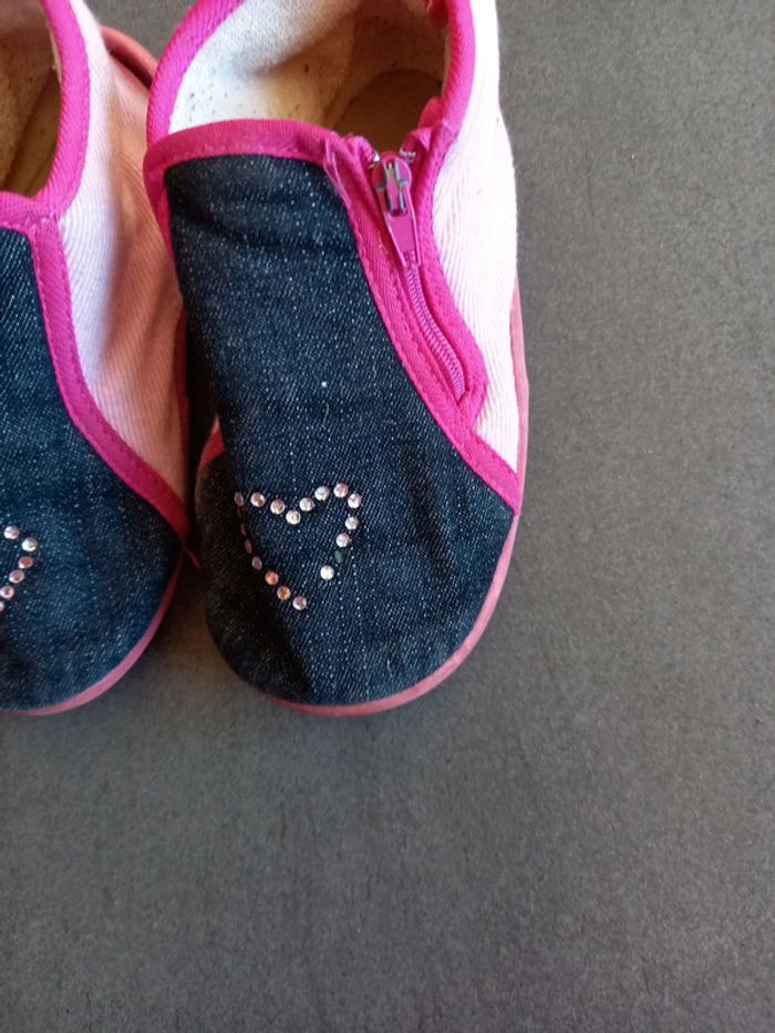 Chaussons fille taille 27 - photo numéro 5