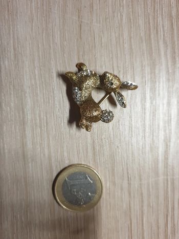 Magnifique broche lapin vintage authentique