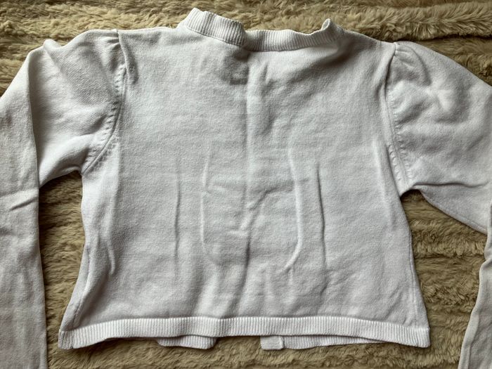 Gilet court blanc Kiabi (NKY) 8/10 ans (1€50) - photo numéro 4