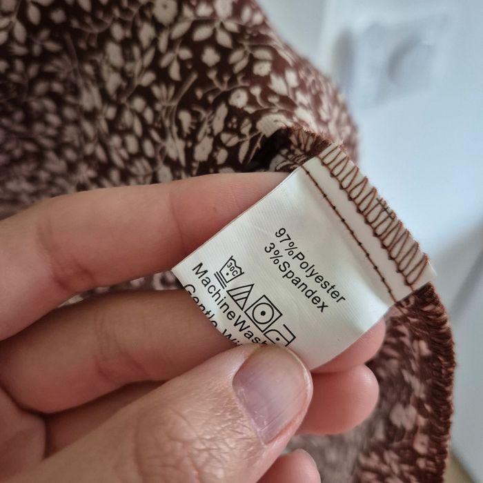 Robe fleurie marron et blanc - Shein - Taille M : 38 - 40 - photo numéro 5