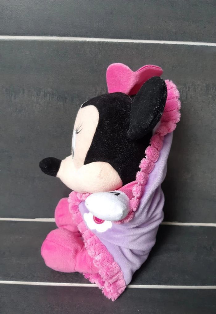 peluche disney minnie avec sa couverture en parfait état - photo numéro 3