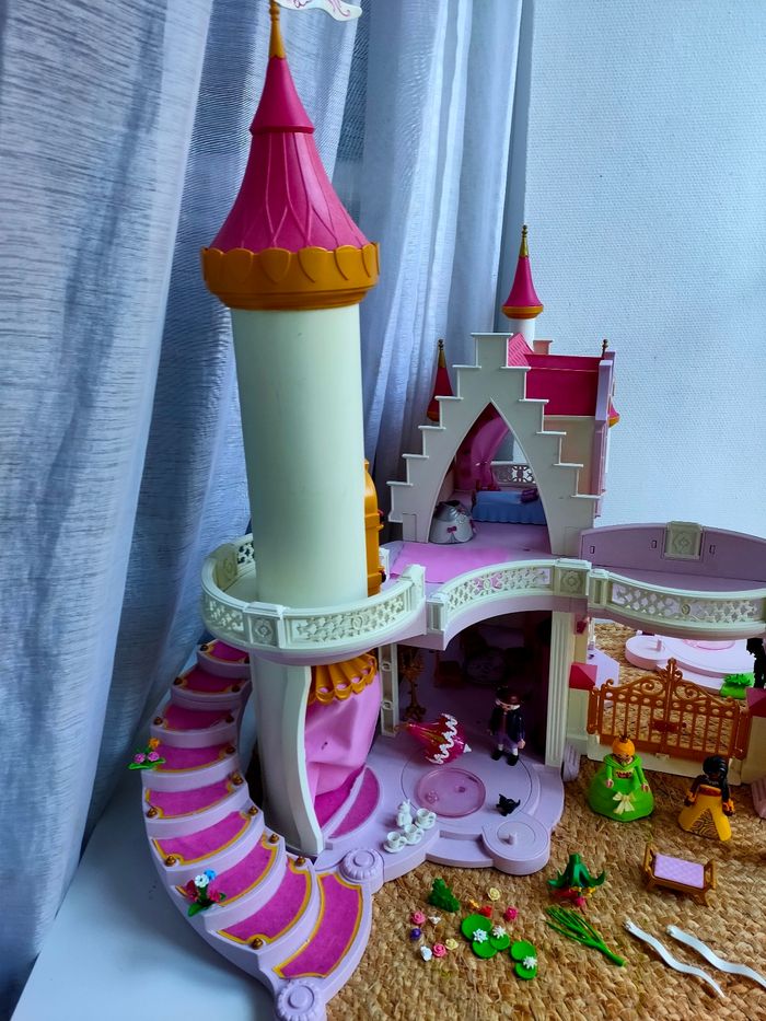 Château/palais de Princesse Playmobil - photo numéro 2