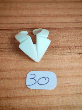 Playmobil vintage col blanc pointu