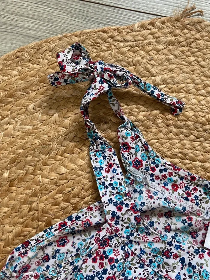 Blouse avec bretelles à nouer motifs fleurs 🌹 Taille 40 - photo numéro 2
