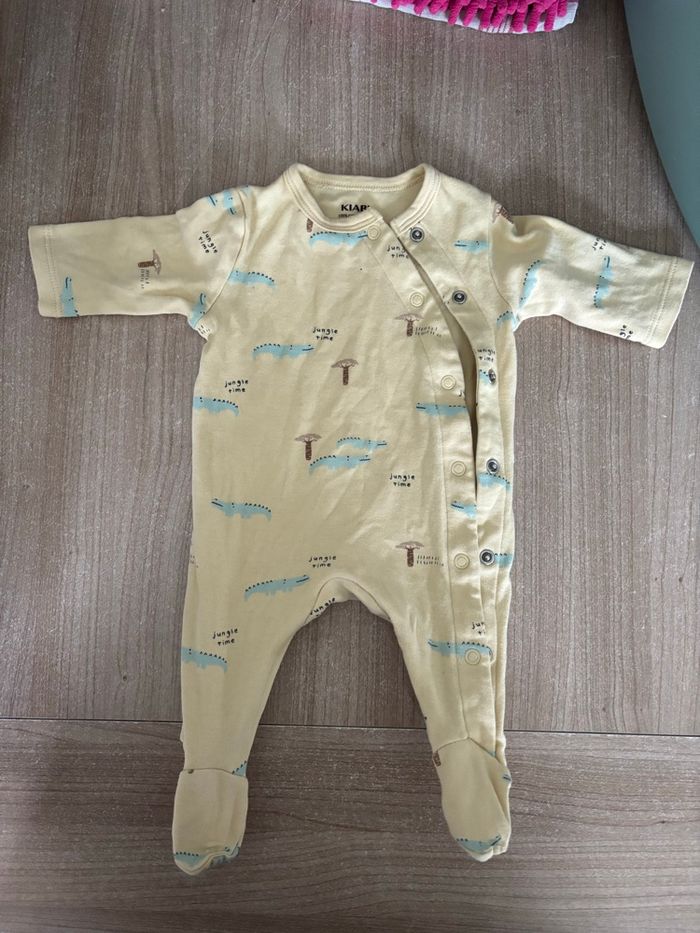 Pyjama 1 mois - photo numéro 2