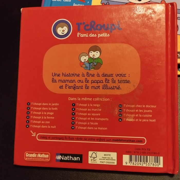 Livres Nathan enfants T'choupi une histoire a deux voix lot de 5 - photo numéro 10