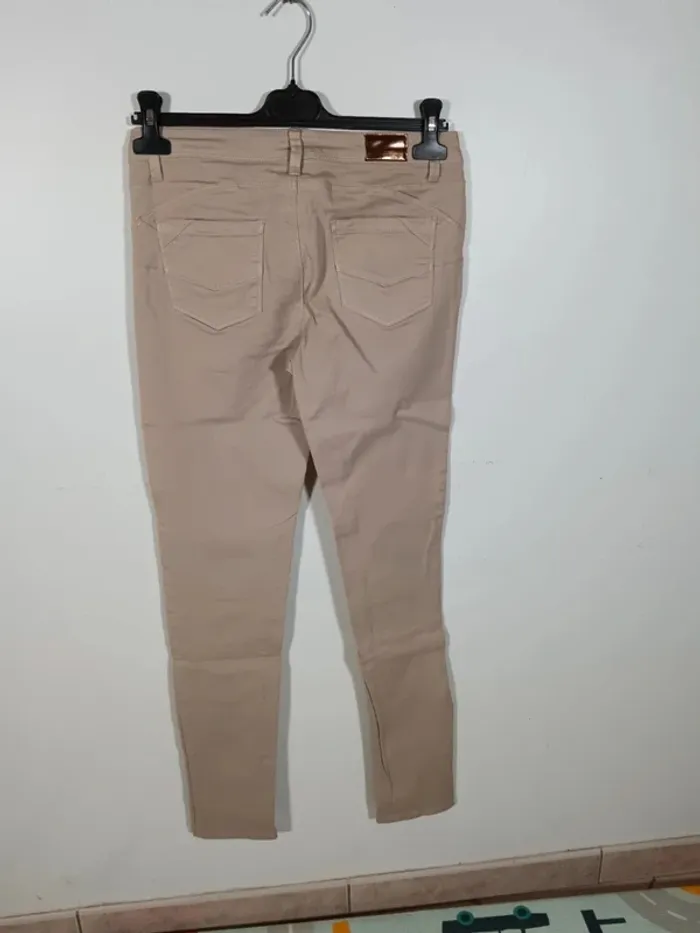 Jeans beige promod 36 - photo numéro 2