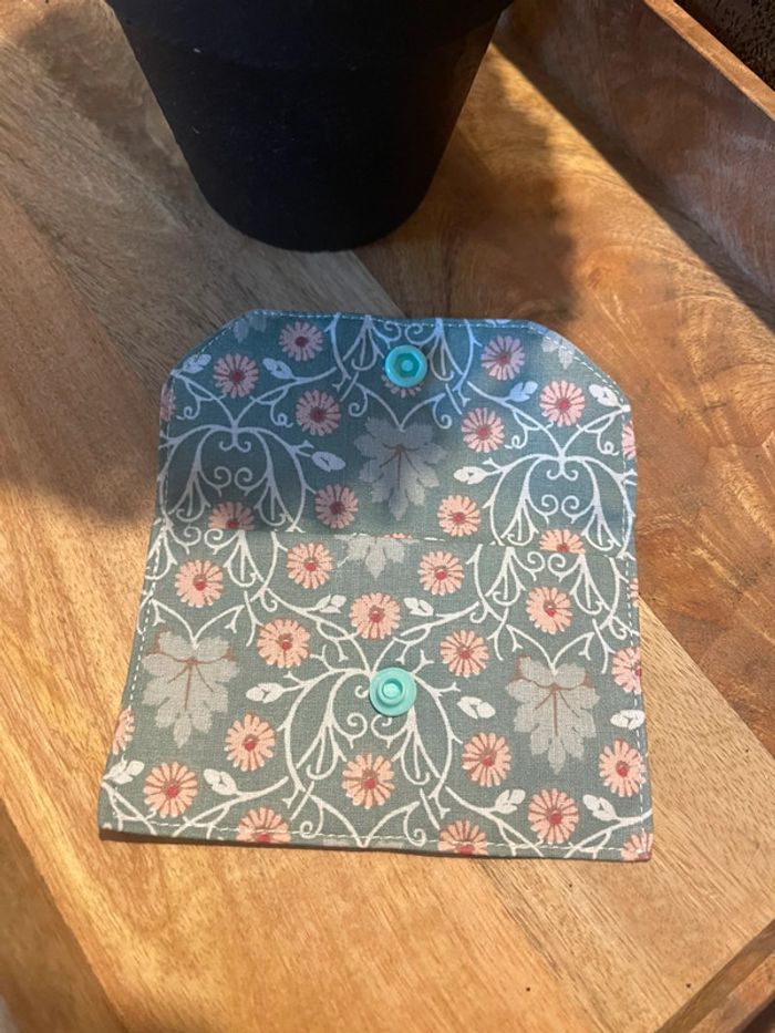 Porte carte en tissus - photo numéro 2