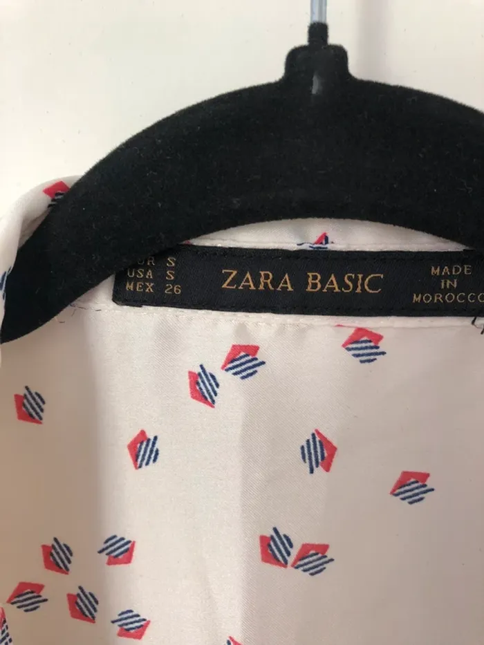 Chemise blouse crème à motifs Zara taille S comme neuve - photo numéro 2