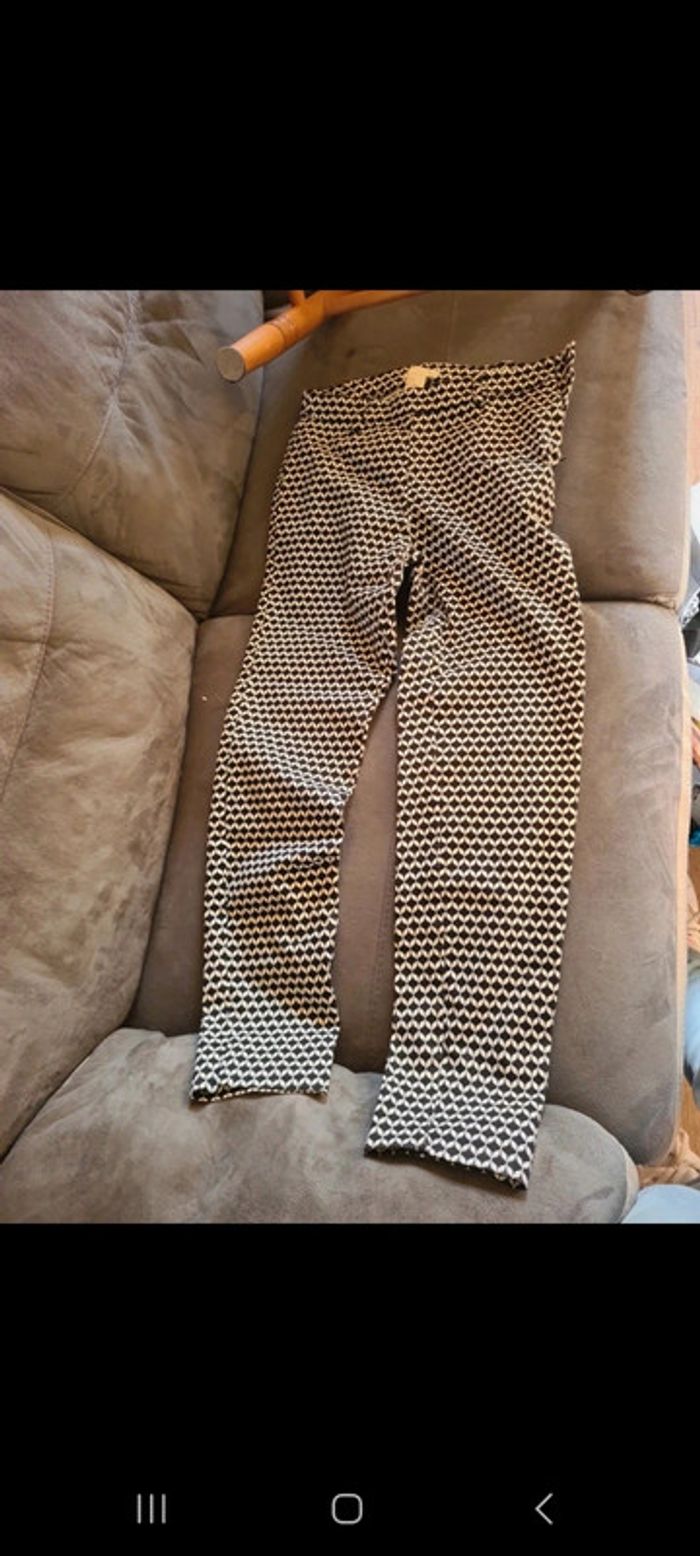 Lot 11 pantalon t 34 - photo numéro 3